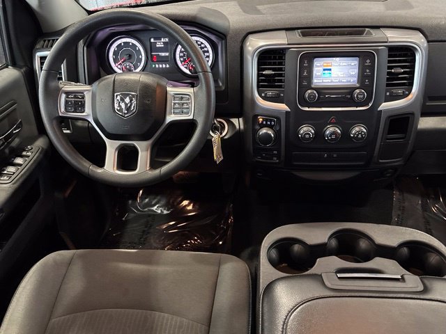 Used 2022 RAM 1500 Classic SLT AWD/4WD image 23