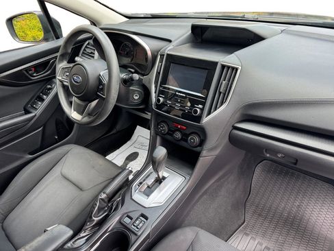 Used 2017 Subaru Impreza 2.0i Premium AWD/4WD image 4
