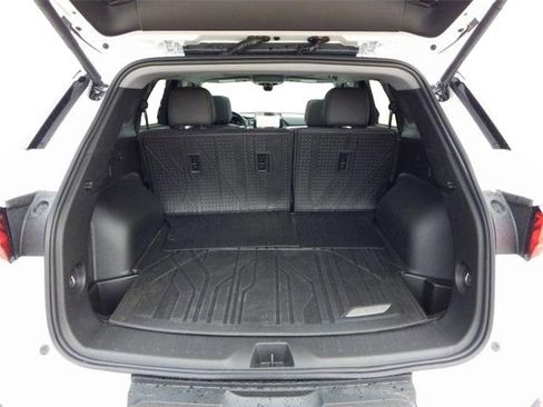 New 2026 Chevrolet Blazer LT w/ LPO, Black Sport Package image 5