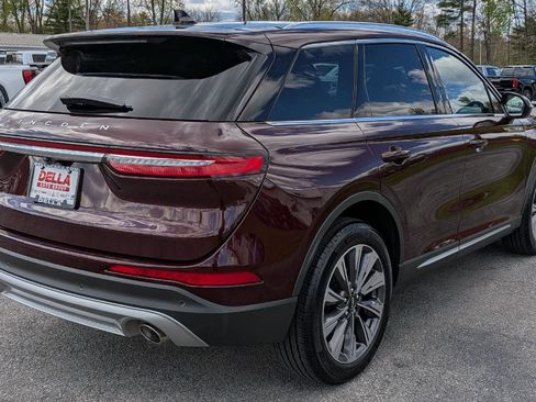Used 2020 Lincoln Corsair Reserve AWD/4WD image 9