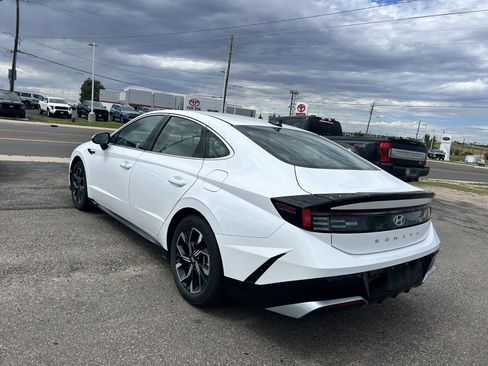 Certified 2025 Hyundai Sonata SEL FWD image 3