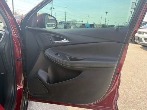 Used 2024 Buick Encore GX Sport Touring image 42