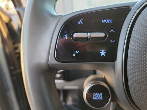 Certified 2024 Hyundai Ioniq 5 SE image 7