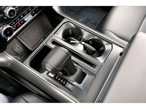 New 2026 Ford F150 Lariat w/ Equipment Group 501A Mid image 9