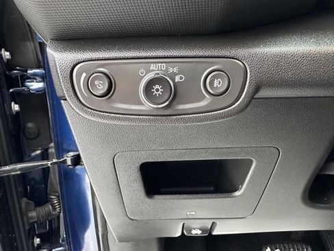 Used 2023 Chevrolet TrailBlazer LT image 24