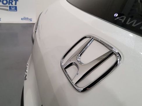 Certified 2025 Honda HR-V Sport image 35