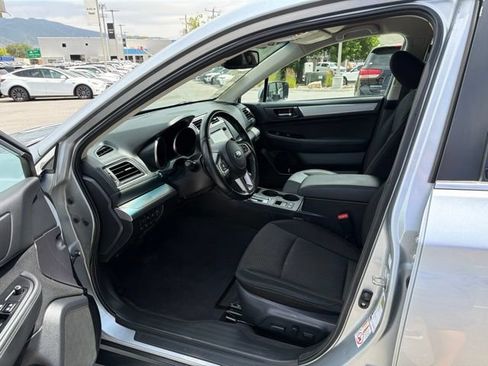Used 2016 Subaru Outback 2.5i Premium AWD/4WD image 11