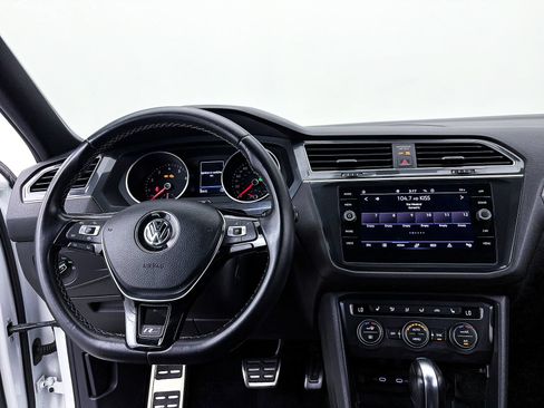 Used 2021 Volkswagen Tiguan SE R-Line FWD image 7