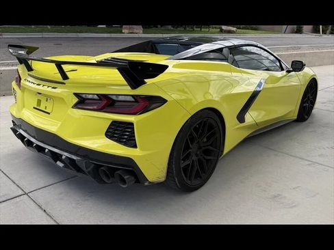 Used 2023 Chevrolet Corvette Stingray Premium Conv w/ Z51 Performance Package RWD image 10