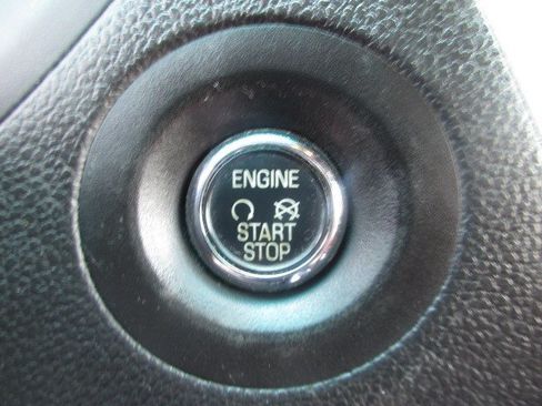 Used 2015 Ford Explorer Limited w/ Equipment Group 301A AWD/4WD image 22