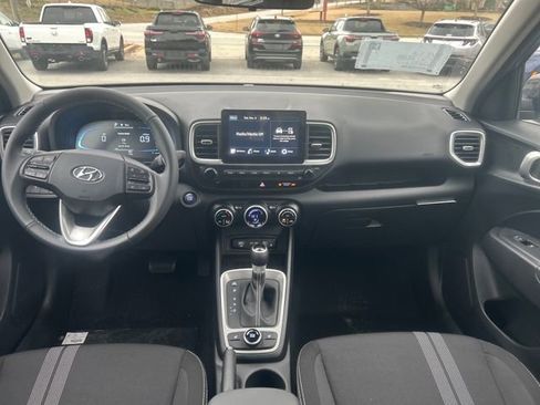 Certified 2026 Hyundai Venue SEL image 37