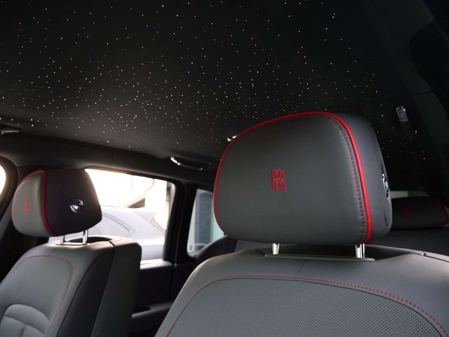 Certified 2023 Rolls-Royce Cullinan AWD/4WD image 10