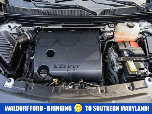 Used 2020 Chevrolet Traverse Premier w/ Redline Edition image 19