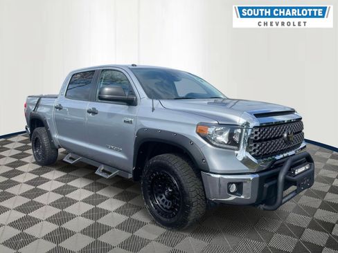 Used 2019 Toyota Tundra SR5 AWD/4WD image 3