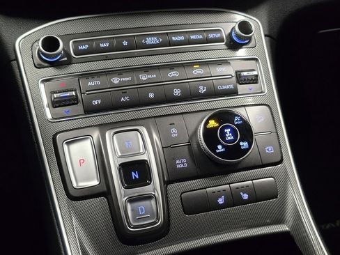 Used 2023 Hyundai Santa Fe SEL image 28