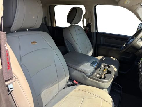 Used 2016 RAM 2500 Tradesman w/ Chrome Appearance Group AWD/4WD image 17