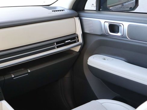 Used 2026 Hyundai Santa Fe SEL image 18