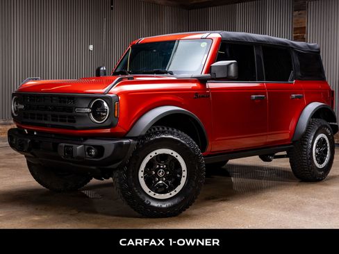 Used 2023 Ford Bronco Black Diamond w/ Sasquatch Package image 6