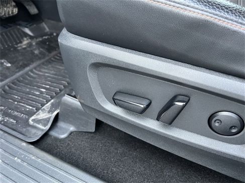 Used 2023 Nissan Pathfinder Rock Creek image 14