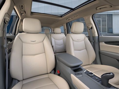 New 2025 Cadillac XT6 Premium Luxury image 16