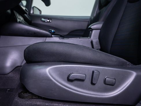 Used 2022 Nissan Leaf SV Plus FWD image 18