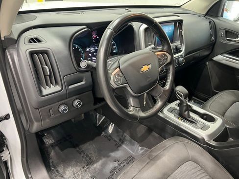 Used 2022 Chevrolet Colorado LT w/ Safety Package image 19