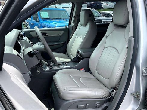 Used 2017 Chevrolet Traverse Premier AWD/4WD image 21