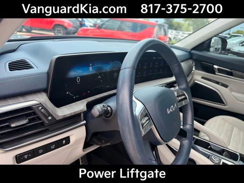 Used 2023 Kia Telluride SX Prestige AWD/4WD image 14