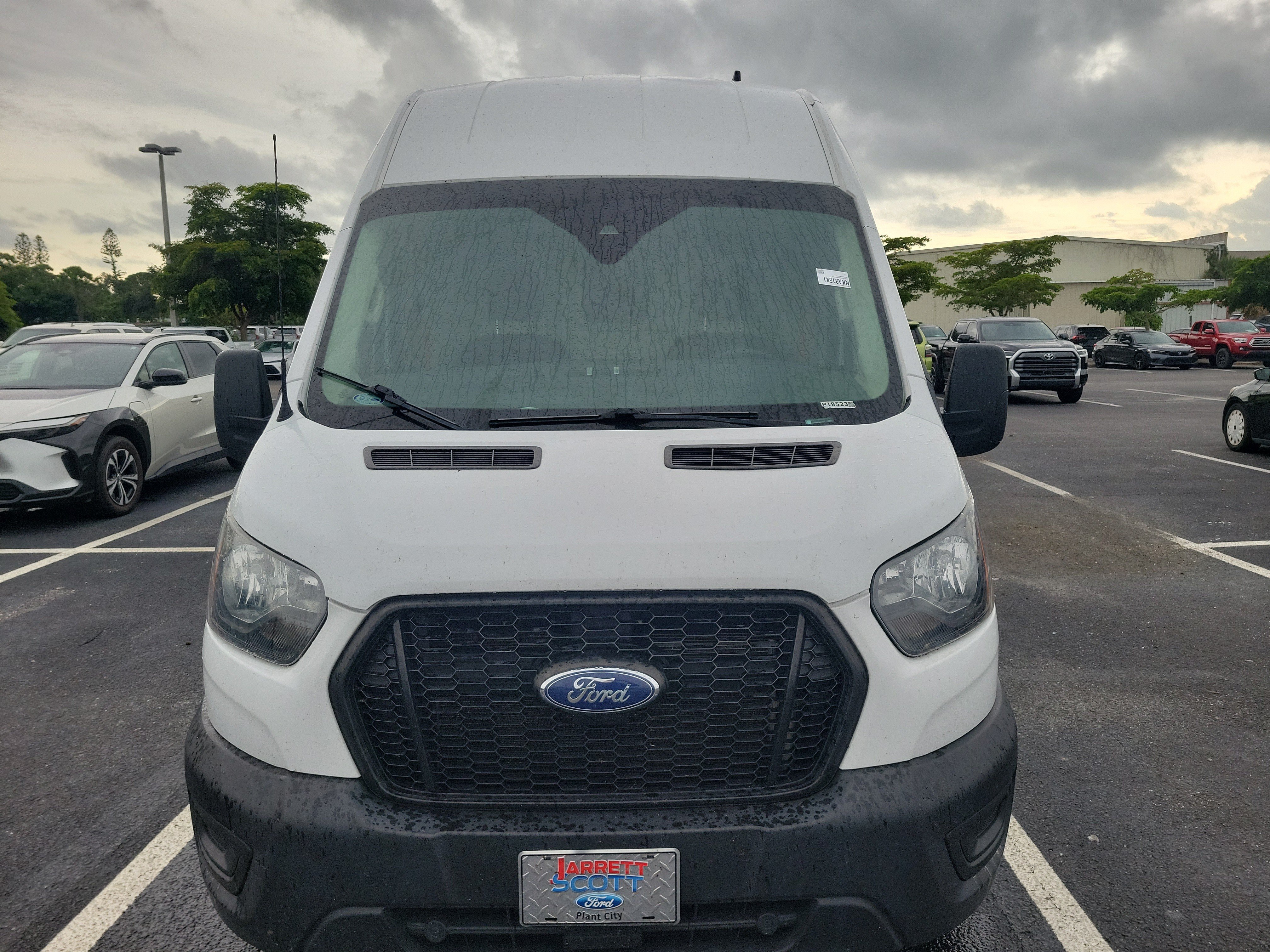 Used 2022 Ford Transit 250 148 High Roof Extended w/ Load Area Protection Package RWD image 2