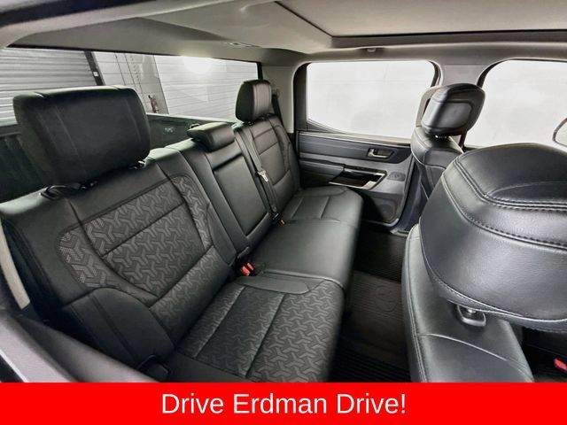 Used 2024 Toyota Tundra Limited AWD/4WD image 27