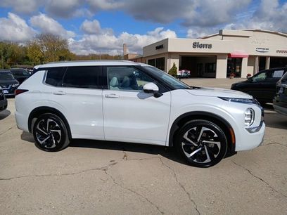 Used 2024 Mitsubishi Outlander SEL