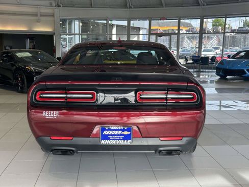 Used 2022 Dodge Challenger SRT Hellcat w/ Plus Package RWD image 6