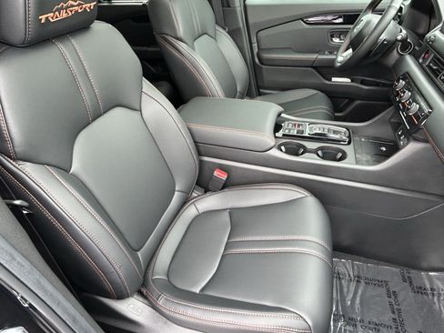 New 2026 Honda Pilot TrailSport image 10