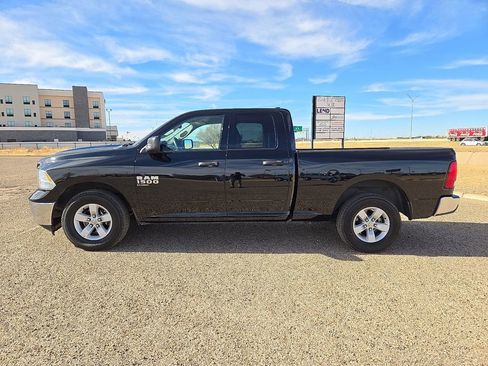 Used 2024 RAM 1500 Classic SLT image 2