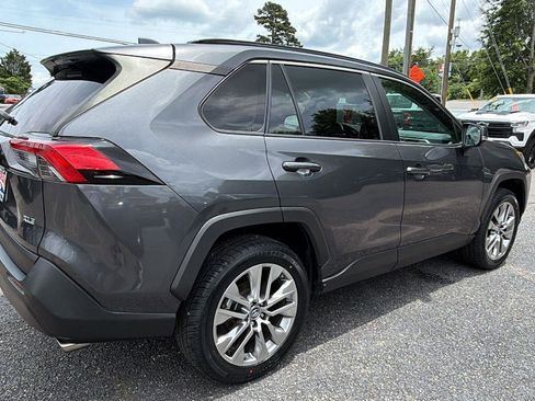 Used 2019 Toyota RAV4 XLE Premium w/ Advanced Technology Package FWD image 8