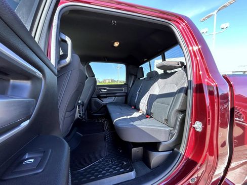Used 2022 RAM 1500 Big Horn AWD/4WD image 19
