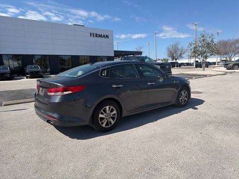 Used 2017 Kia Optima LX w/ Convenience Package image 7
