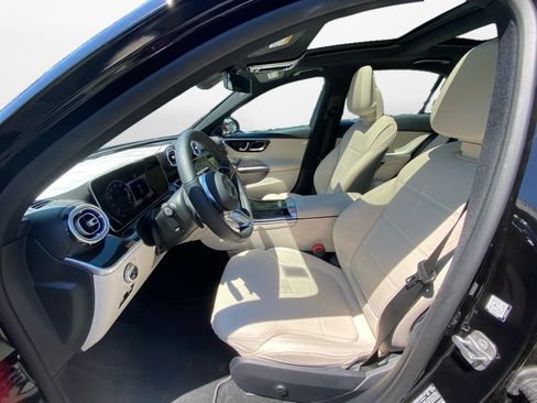 Certified 2026 Mercedes-Benz C 300 4MATIC Sedan image 9