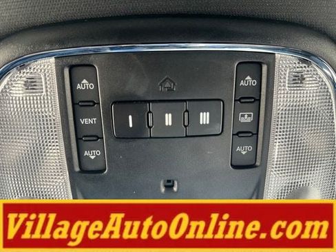 Used 2015 Jeep Grand Cherokee Overland w/ Advanced Technology Group AWD/4WD image 19