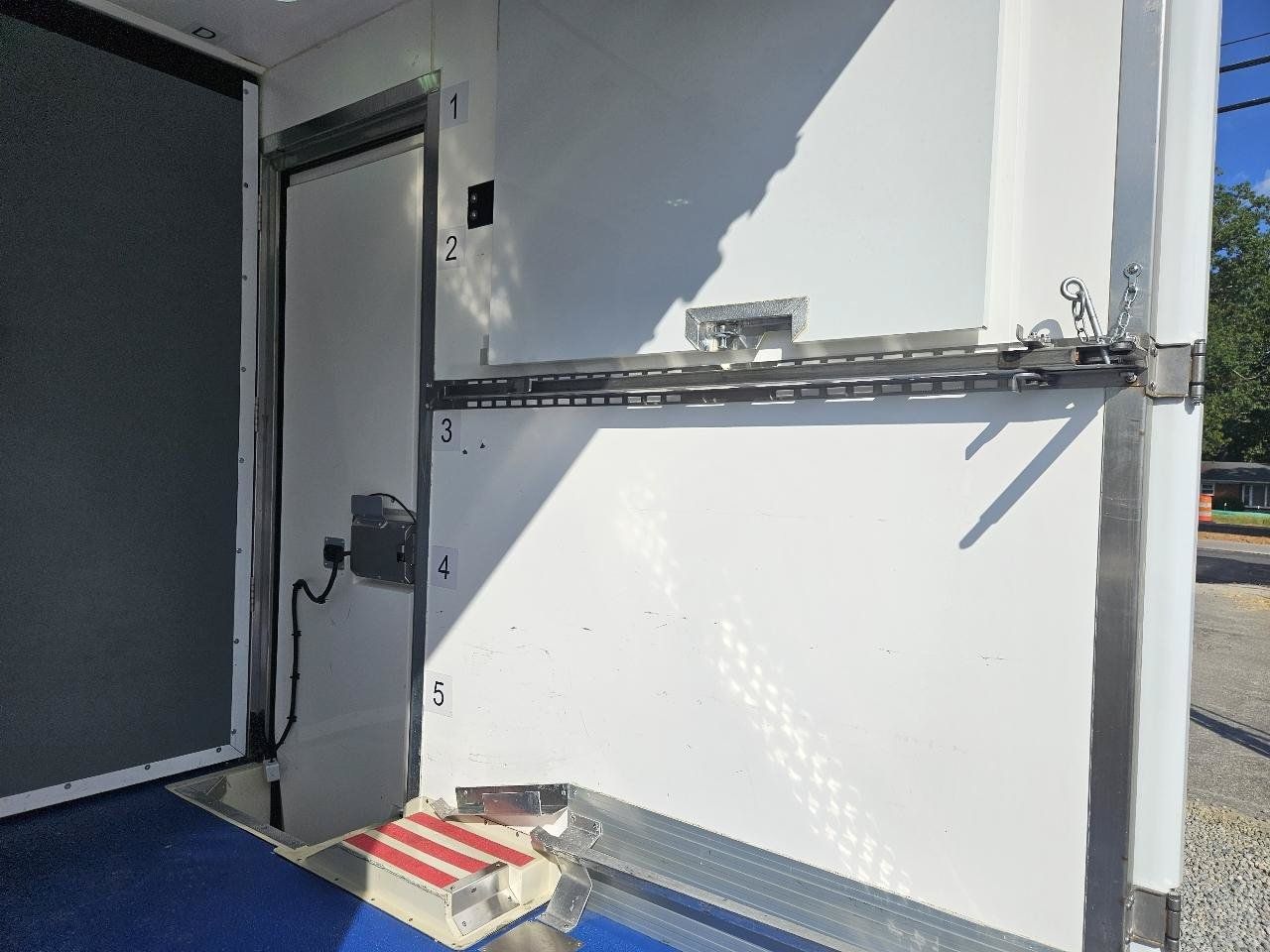 Used 2023 Ford E-350 and Econoline 350 Super Duty w/ Power Windows & Locks Group RWD image 33