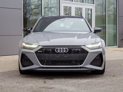 Used 2025 Audi RS 6 performance image 2