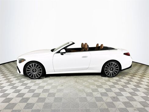 New 2026 Mercedes-Benz CLE 450 4MATIC Cabriolet image 4