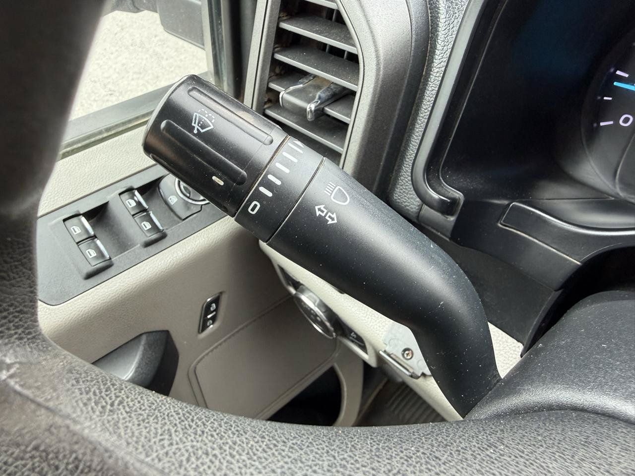 Used 2019 Ford F250 XL w/ Power Equipment Group AWD/4WD image 24