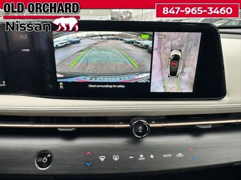 Used 2023 Nissan Ariya AWD image 16