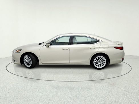 Used 2019 Lexus ES 300h w/ Accessory Package 2 FWD image 14