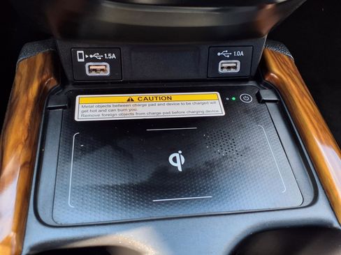 Used 2021 Honda CR-V Touring image 9