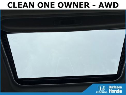 Used 2023 Toyota RAV4 XLE Premium image 18