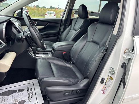 Used 2019 Subaru Ascent Limited AWD/4WD image 17