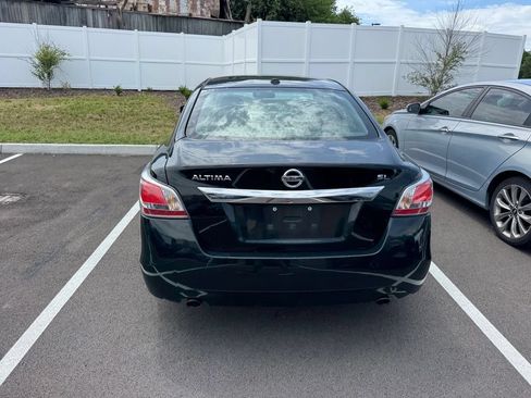 Used 2015 Nissan Altima 2.5 SL FWD image 16
