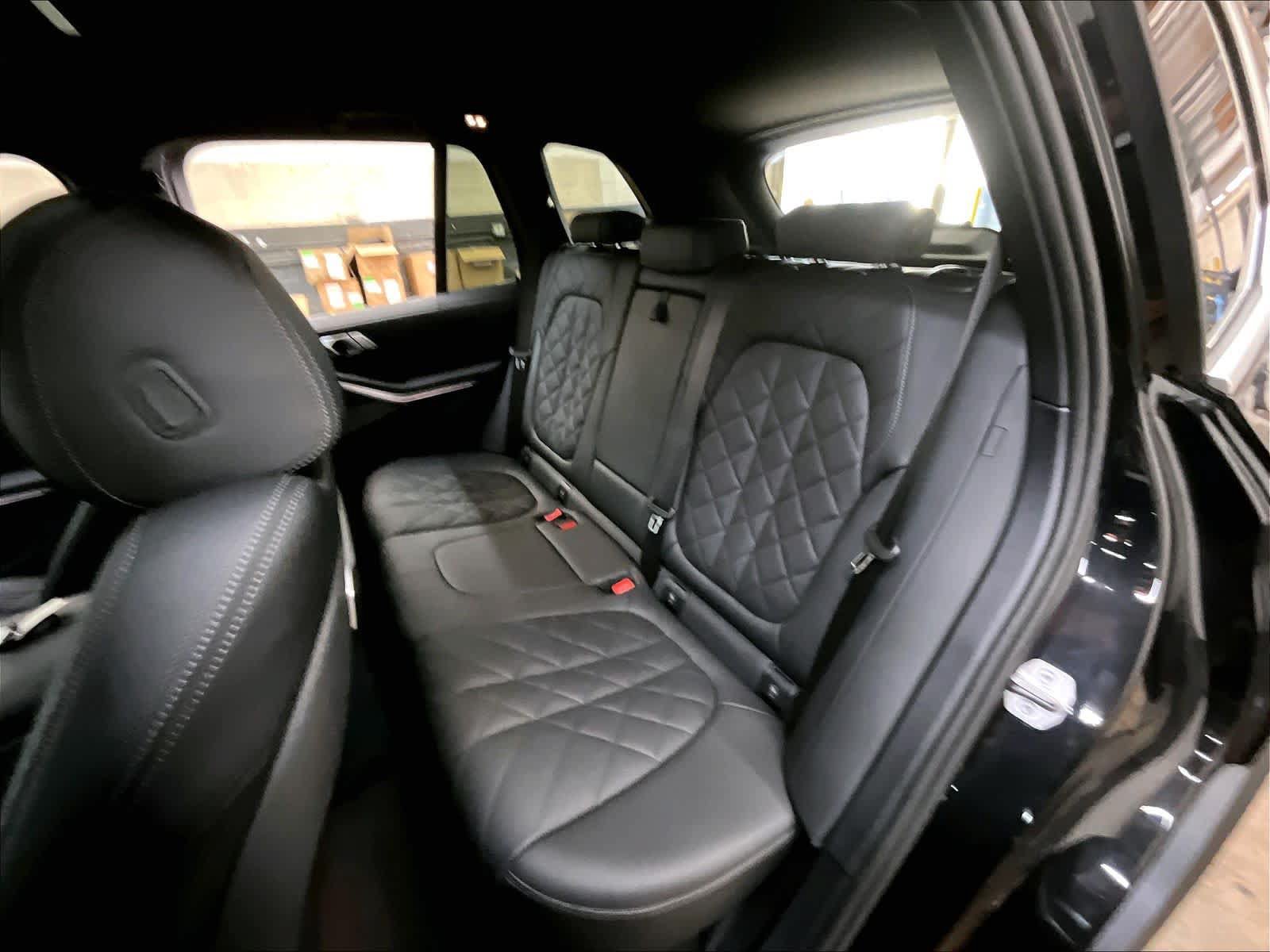 Used 2025 BMW X5 xDrive40i AWD/4WD image 28